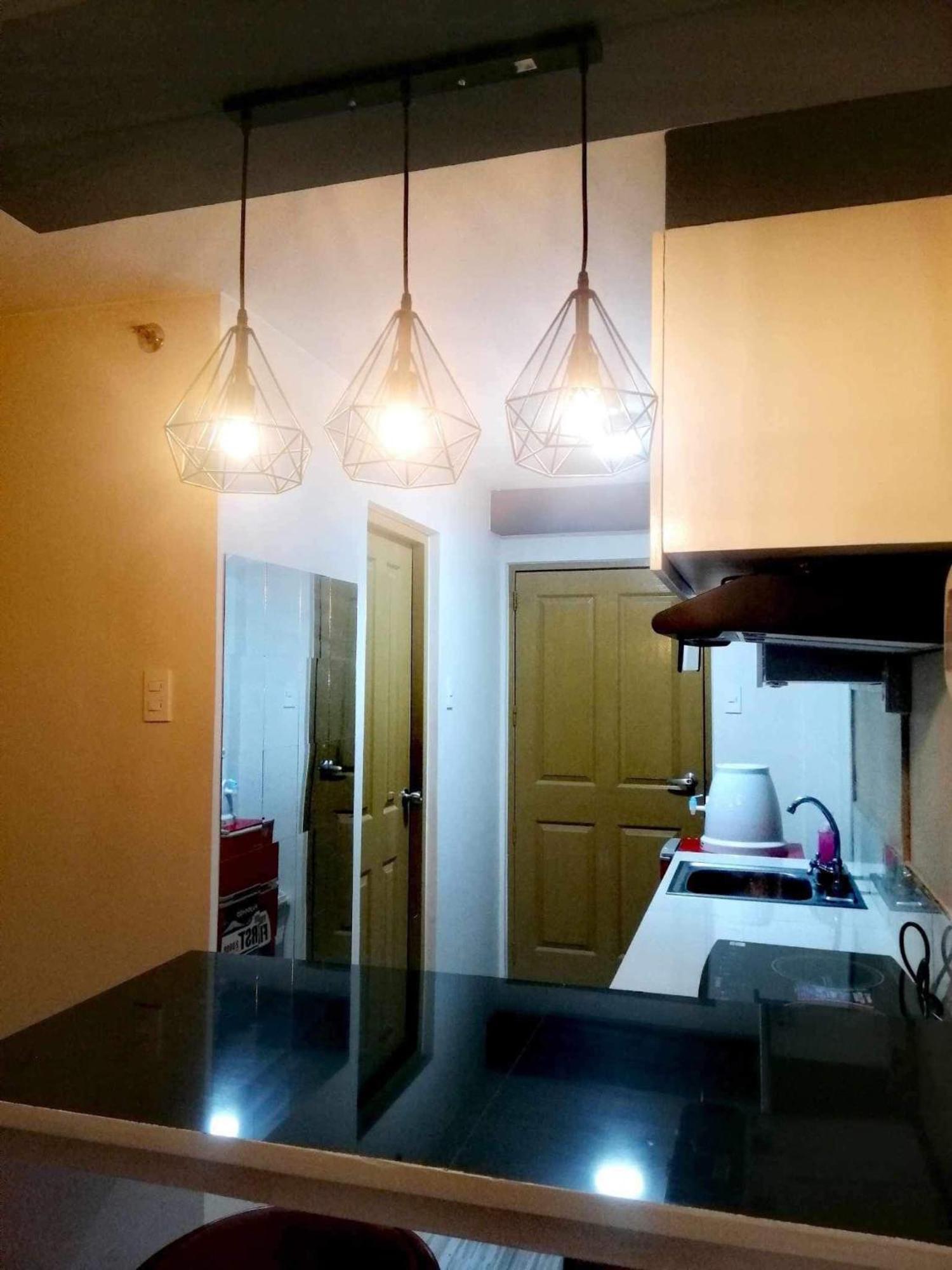 8 Spatial Condominium Davao City Esterno foto